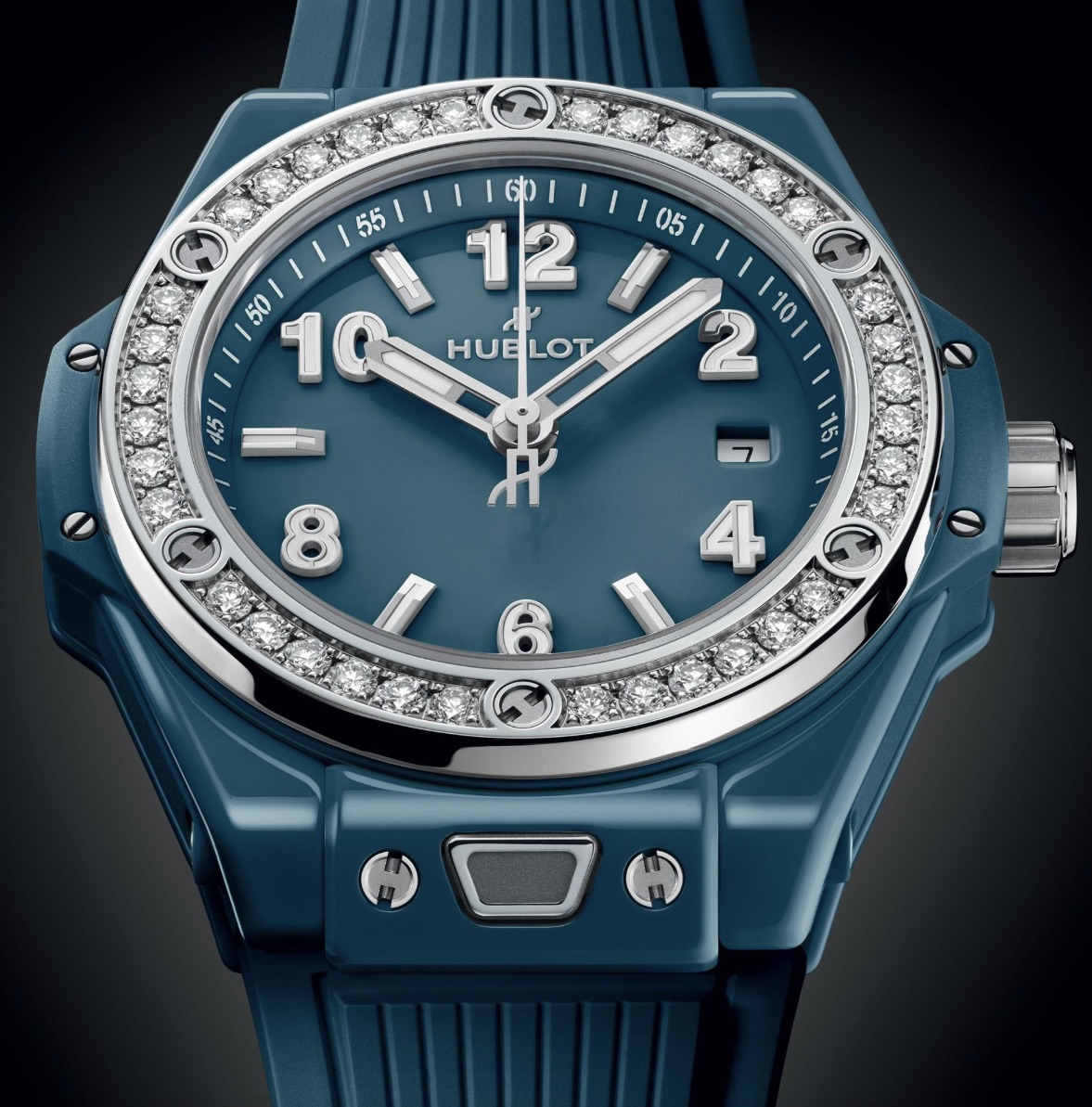 The UK Top Online Fake Hublot Big Bang One Click 33MM Watches: A Dazzling Fusion Of Green & Blue Ceramic